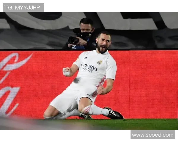 本泽马在足球历史上的地位与成就分析及其对现代足球的影响 本泽马在足球历史上的地位与成就分析及其对现代足球的影响