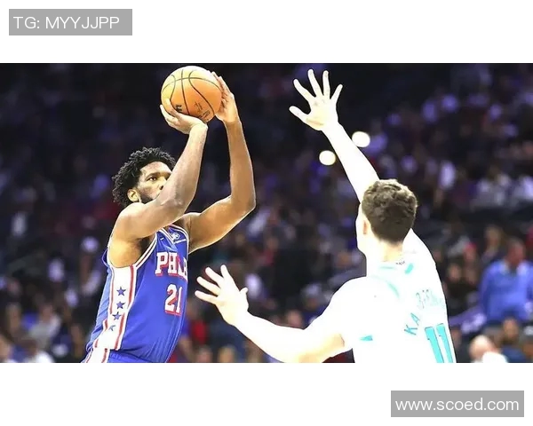 骑士与76人激战正酣双方争夺季后赛席位的关键对决即将上演 骑士与76人激战正酣双方争夺季后赛席位的关键对决即将上演